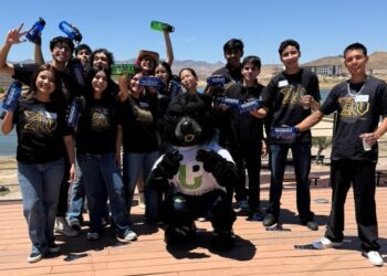 Lanza Politécnica programa de liderazgo GZ100 para jóvenes