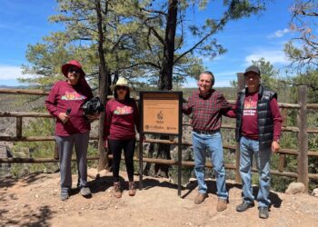 Instalan nuevas cédulas informativas en la Zona Arqueológica Las Cuarenta Casas Instalan nuevas cédulas informativas en la Zona Arqueológica Las Cuarenta Casas
