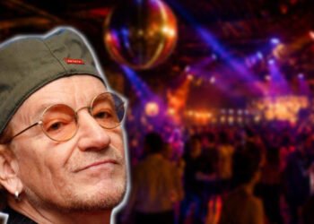 Bono dejó el rock por una noche y sorprendió bailando salsa en plena Ciudad de México Bono dejó el rock por una noche y sorprendió bailando salsa en plena Ciudad de México