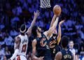 Cleveland sigue con vida en unos playoffs NBA llenos de dramatismo
