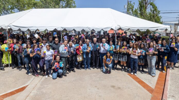 pausa-mx-distribuyen-2-mil-libros-de-manera-gratuita-en-cuauhtemoc