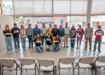 Entregan becas a estudiantes del Tecnológico a través de Estacionómetros