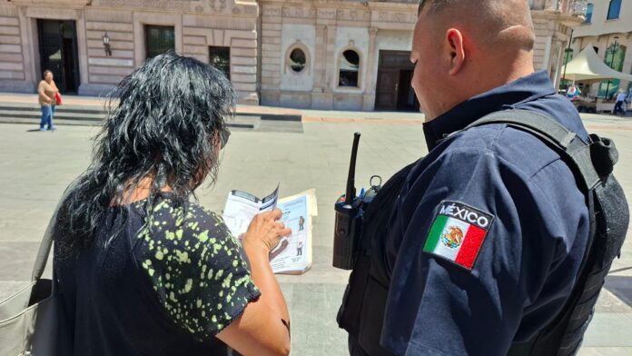 pausa-mx-invita-policia-municipal-a-los-jueves-de-seguridad-y-prevencion-en-plaza-de-armas