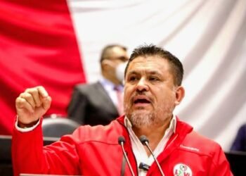 “La FGR actúa fuera del Código Nacional de Procedimientos Penales”: Álex Domínguez