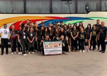 Representa a Chihuahua escolta del CBTis 122 en Encuentro Nacional Cívico DGETI Representa a Chihuahua escolta del CBTis 122 en Encuentro Nacional Cívico DGETI