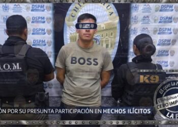Aseguran a conductor con 17 porciones de aparente cocaína Aseguran a conductor con 17 porciones de aparente cocaína