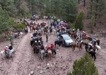 Crece tradición de la 10ª Cabalgata Guachochi–Agua Azul