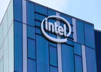 La inteligencia artificial acelera su expansión global con una nueva alianza entre Foxconn e Intel