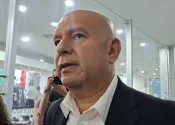 Postura de Gobernadora por la entrega de Rocha Moya parece una aspiración: Estrada Postura de Gobernadora por la entrega de Rocha Moya parece una aspiración: Estrada