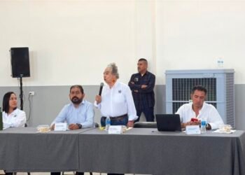 Propone Elena Rojo reforzar acciones contra la explotación laboral de comunidades indígenas Propone Elena Rojo reforzar acciones contra la explotación laboral de comunidades indígenas