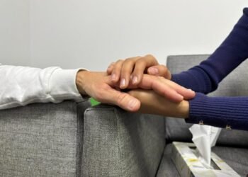 Recuerdan disponibilidad de la línea en crisis “Hablar Salva Vidas” *800