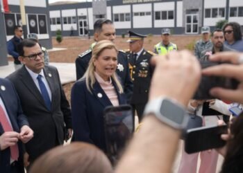 Responde Maru Campos a críticas del secretario de Seguridad de Juárez