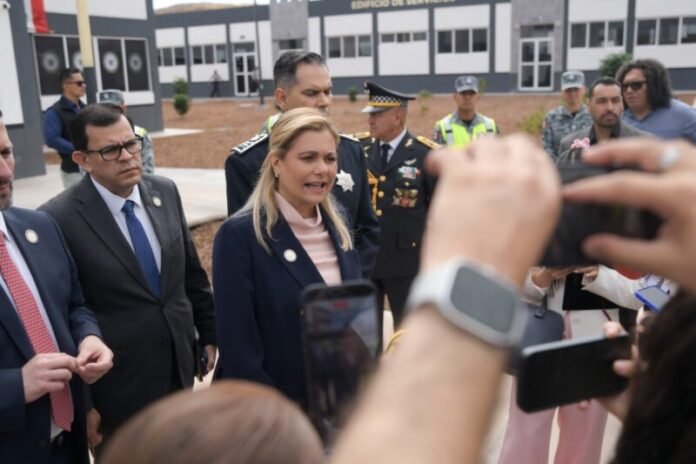 pausa-mx-responde-maru-campos-a-criticas-del-secretario-de-seguridad-de-juarez-696x464