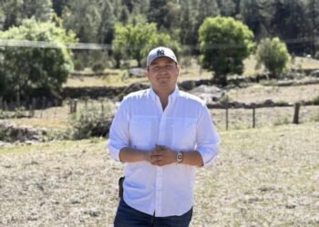 Se avanza en caminos artesanales en Ocampo