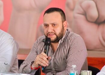 Sheinbaum se escondió del pueblo en lugar de escucharlo, acusa Arturo Medina Sheinbaum se escondió del pueblo en lugar de escucharlo, acusa Arturo Medina
