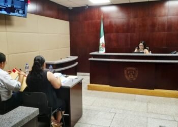 Vinculan a exfuncionaria del COBACH por peculado agravado por simulación de contrato