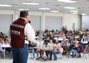 Encabeza Cruz Asamblea Informativa en la colonia Tierra Nueva de Cuauhtémoc Encabeza Cruz Asamblea Informativa en la colonia Tierra Nueva de Cuauhtémoc