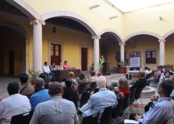 Inauguran en Museo Casa de Juárez el Congreso Nacional de Tarjetas Postales