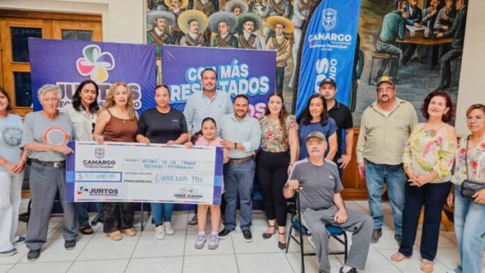 Agradecen vecinos de Recursos Hidráulicos respaldo de Jorge Aldana para colocar iluminación