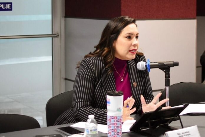 Es Joceline Vega nueva presienta del Congreso