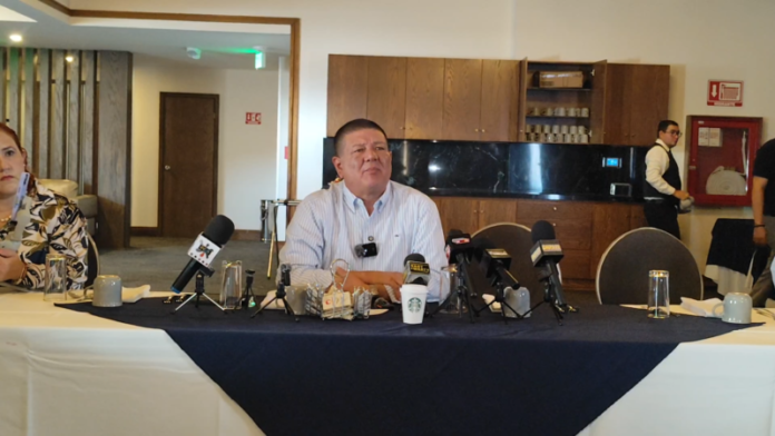 César Jáuregui confía en proceso del PAN y prefiere encuestas