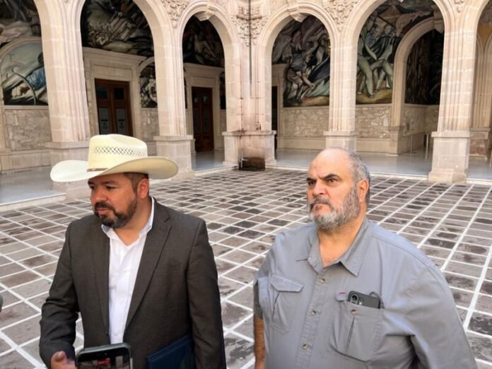 Crean grupo estatal de emergencia para combatir gusano barrenador en Chihuahua