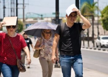 Golpes de calor afectan a 13 personas en distintos municipios de Chihuahua Golpes de calor afectan a 13 personas en distintos municipios de Chihuahua