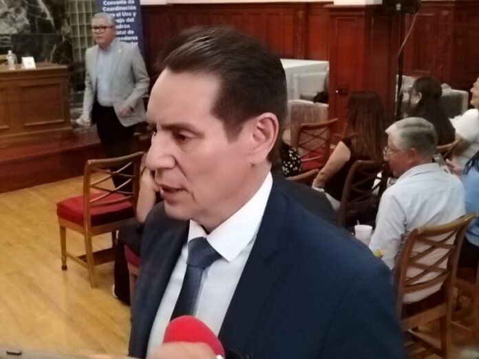 Hacienda presenta medidas para agilizar el tránsito en casetas