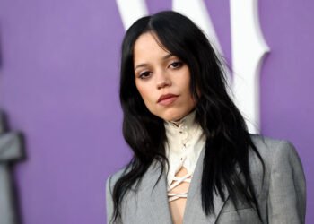 Jenna Ortega preocupa por su cambio físico y revela la dura realidad que vivió de niña en Hollywood Jenna Ortega preocupa por su cambio físico y revela la dura realidad que vivió de niña en Hollywood
