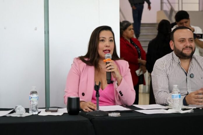Joss Vega propone comisión para mujeres jóvenes
