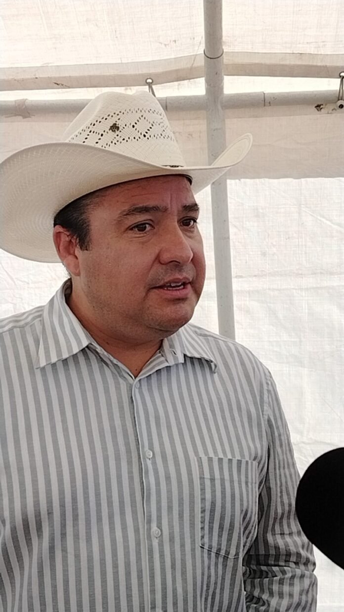 Productores de Delicias piden agua para ganado y ciclo agrícola en CDMX