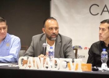 Refrenda Héctor Ortiz alianza con desarrolladores de vivienda Refrenda Héctor Ortiz alianza con desarrolladores de vivienda