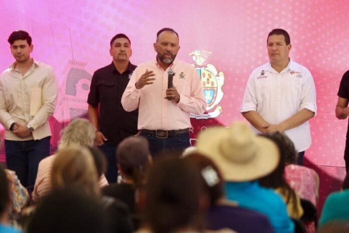 Refrenda Héctor Ortiz compromiso con Samalayuca y destaca participación de sus habitantes