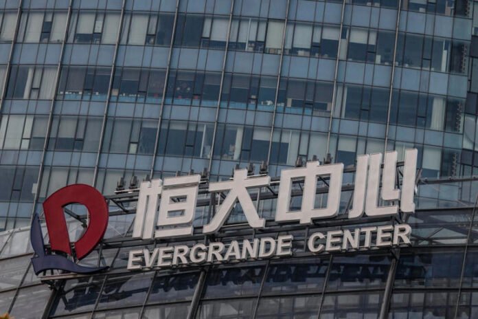 Xu Jiayin, fundador de Evergrande, es condenado a cadena perpetua por fraude y sobornos