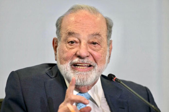 Carlos Slim comenzó a invertir a los 12 años: la lección que marcó su fortuna