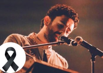 Camilo Séptimo despide entre lágrimas a Jonathan Meléndez, tecladista y fundador de la banda Camilo Séptimo despide entre lágrimas a Jonathan Meléndez, tecladista y fundador de la banda