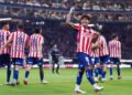 Chivas golea a Pumas y llega como líder al Clásico Nacional Chivas golea a Pumas y llega como líder al Clásico Nacional
