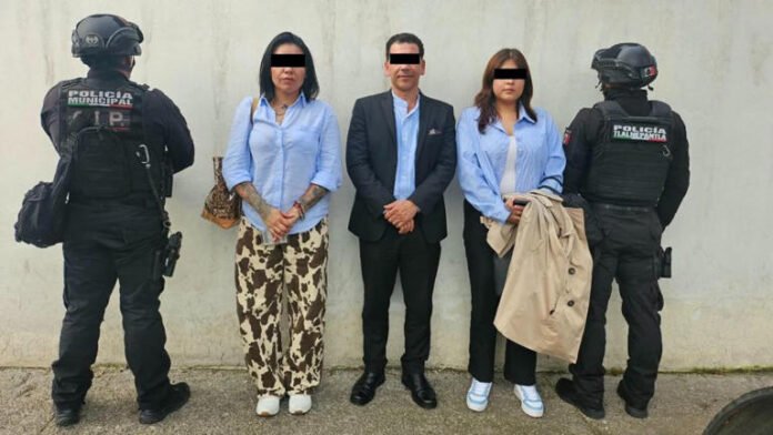 Auditoría destapa presunto fraude y detienen a gerente y dos empleadas en Tlalnepantla