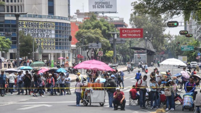 Marchas y bloqueos complicarán vialidades de CDMX este 15 de septiembre