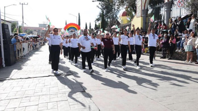 Tecámac celebra la Independencia con un desfile cívico-militar multitudinario