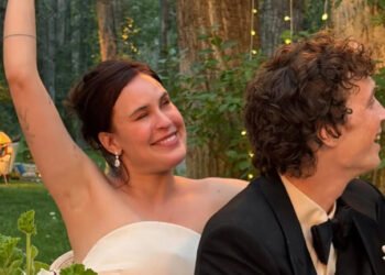 Tallulah Willis comparte emotiva foto junto a Bruce Willis tras su boda Tallulah Willis comparte emotiva foto junto a Bruce Willis tras su boda
