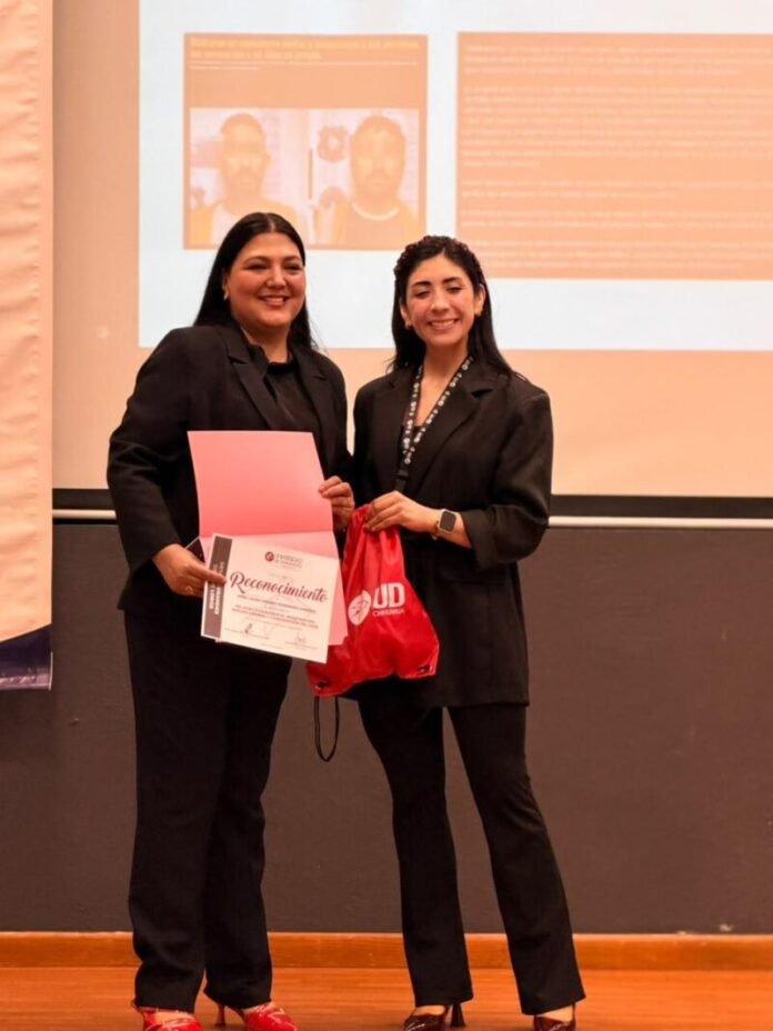 Imparte Unidad de Investigación de Robos plática a estudiantes de Derecho