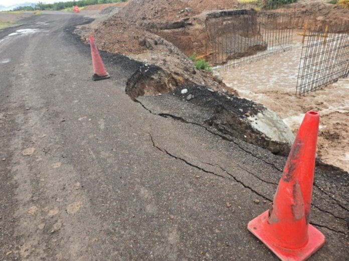 Policía Vial informa cierre a la circulación de tráfico pesado en el km 22 de la carretera libre a Jiménez