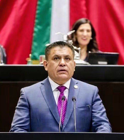 Álex Domínguez cuestiona resultados de Sheinbaum a dos años