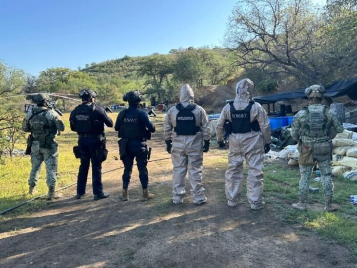 Aseguran narcolaboratorio en zona de Parral