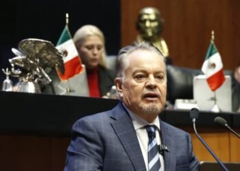 Gobernar no es repartir lo que no se produce: Mario Vázquez