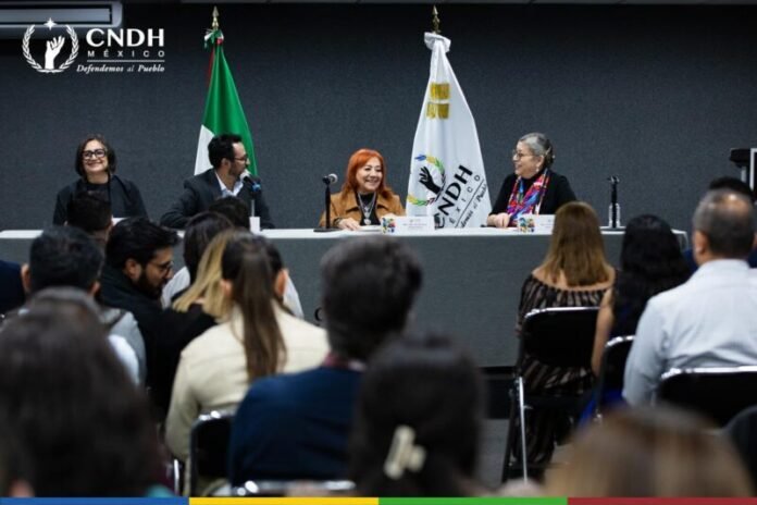 CNDH pide proteger derechos de médicos residentes