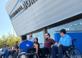 Capacitan a personal de Bowí en atención para personas con discapacidad Capacitan a personal de Bowí en atención para personas con discapacidad
