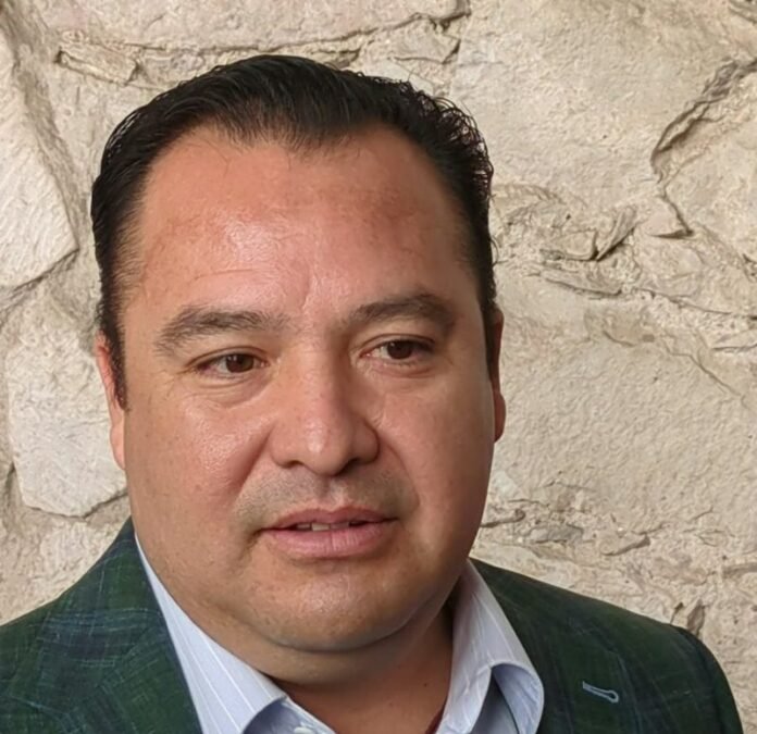 Valenciano propone usar agua de mina de Naica para salvar el ciclo agrícola