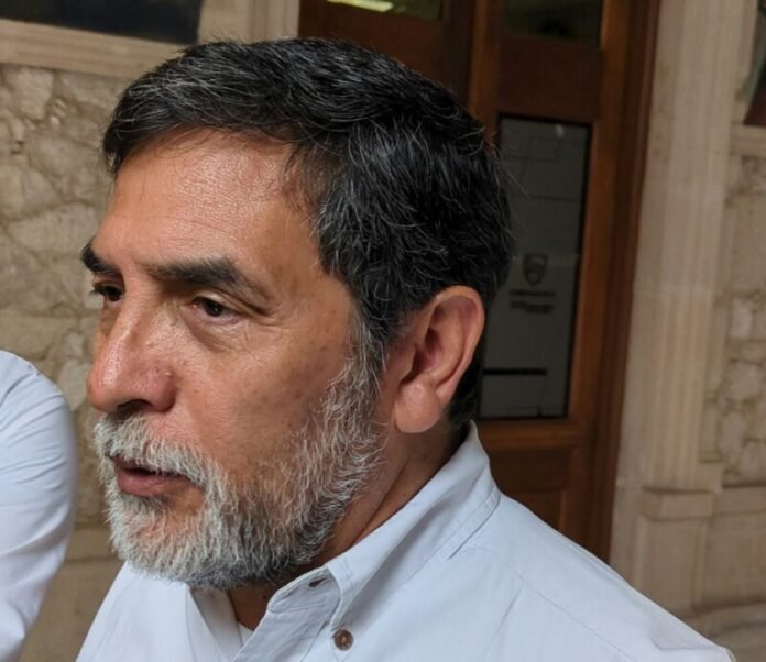 Ante tráfico en Ortiz Mena y Juventud; ajustará Movilidad semáforo para agilizar circulación